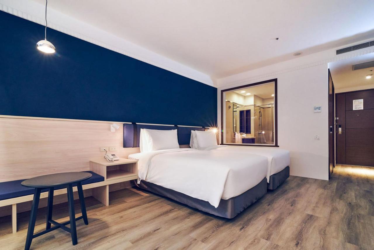 Check Inn Select Taipei Nangang Exterior photo