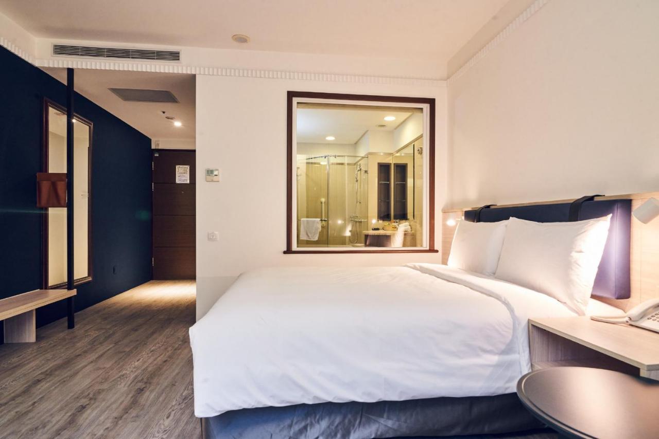 Check Inn Select Taipei Nangang Exterior photo