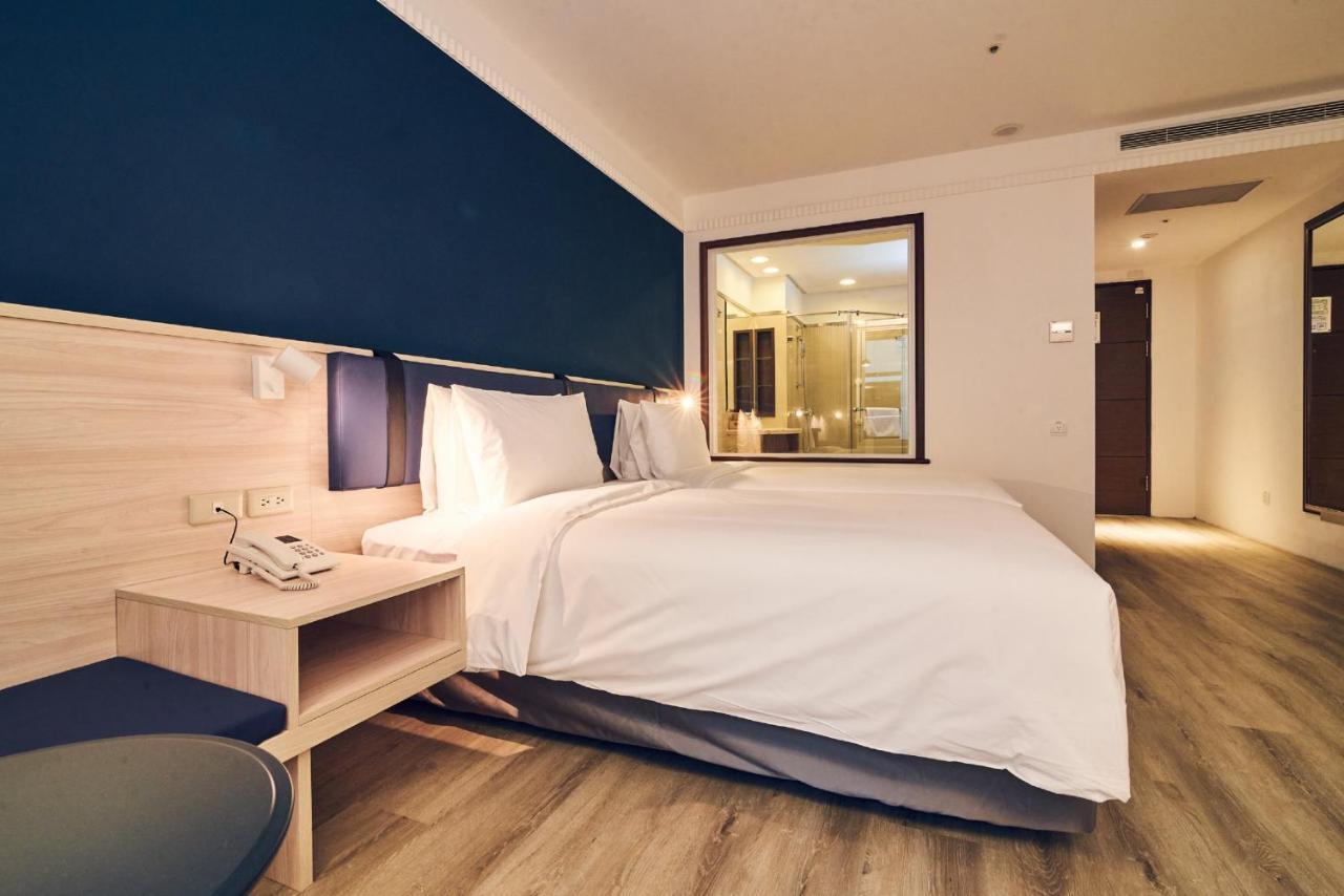 Check Inn Select Taipei Nangang Exterior photo